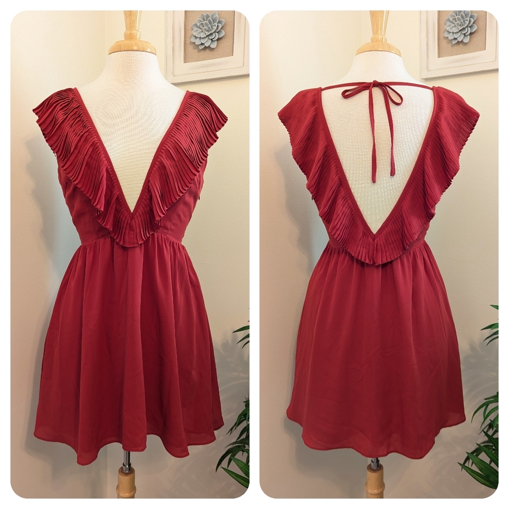 About Us Pleated Open Back Plunging Fit & Flare Mini Dress Brick Red Medium